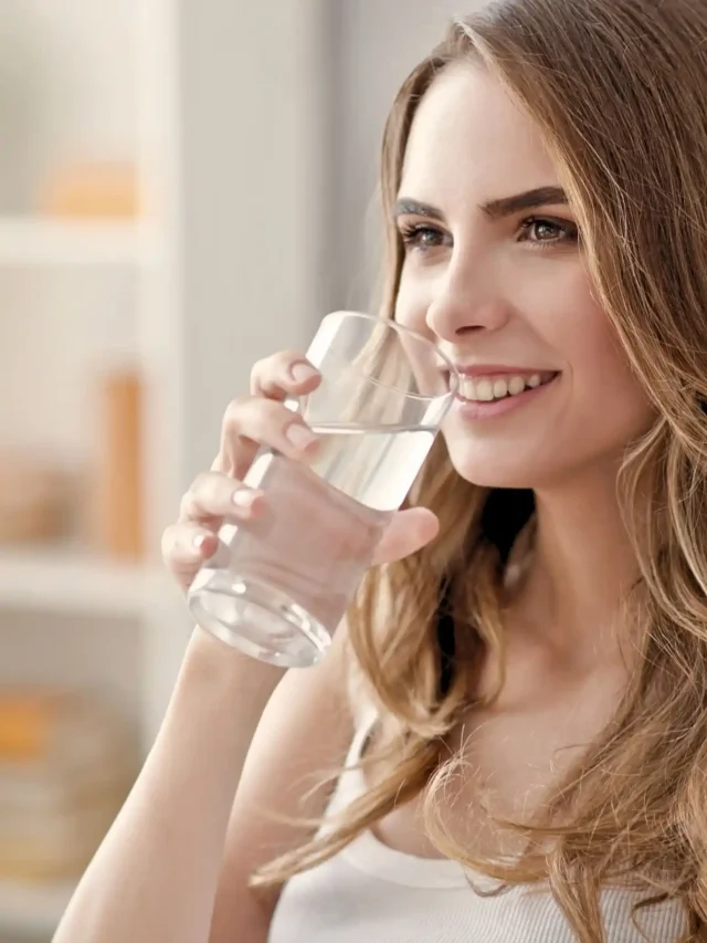 Top 6 benefits of drinking hot water everyday